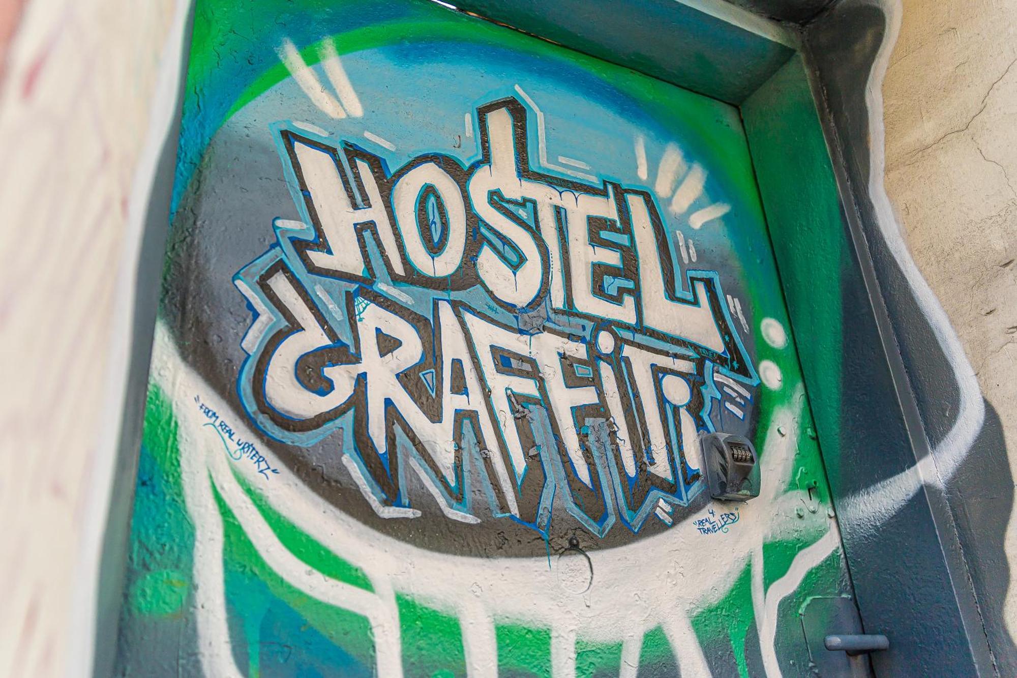 Graffiti Hostel Krakow