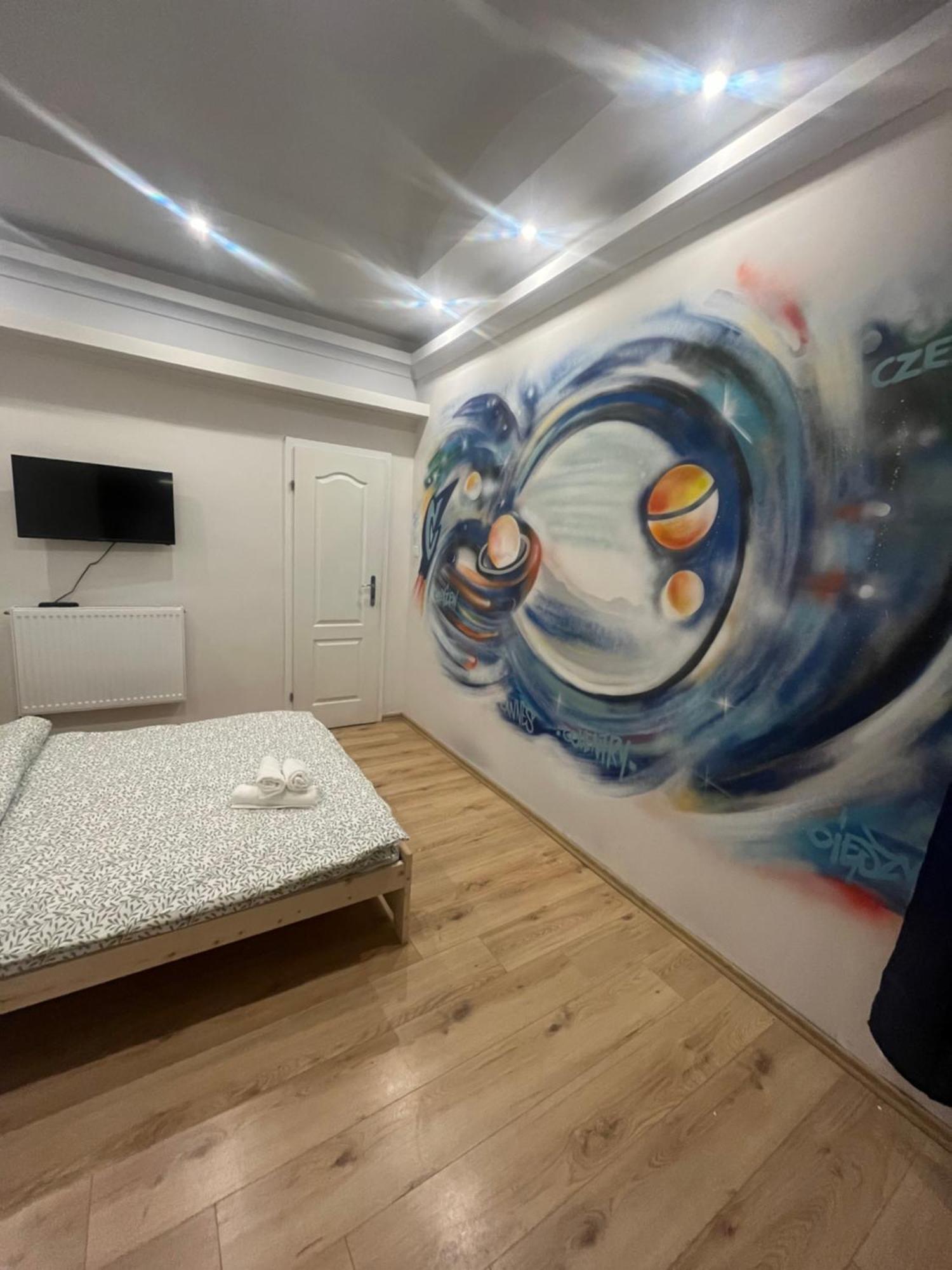 Graffiti Hostel Krakow